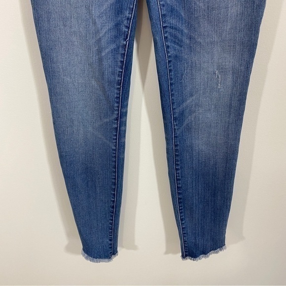 Madewell Size 26‎ 10” High Rise Skinny Jeans Tulip Hem Edition - Picture 4 of 15